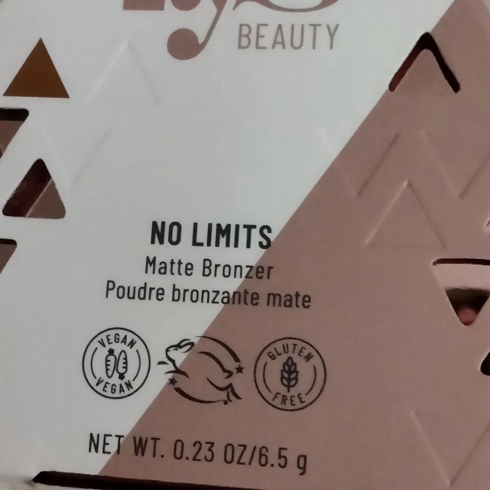✨️HOST PICK✨️🆕 LYS Matte Bronzer in Medium Harmony